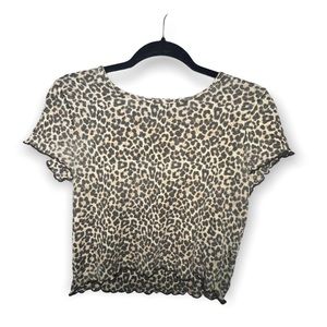 American Eagle Outfitters Short Sleeve Cheetah Print Top Size Medium